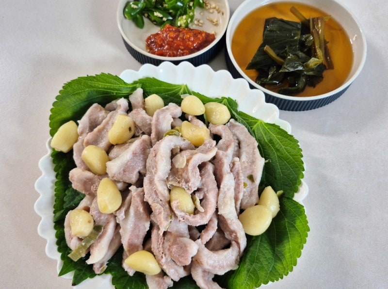 무수분 항정수육 레시피 물 한 방울 없이 통항정살 수육 맛있게 삶는법