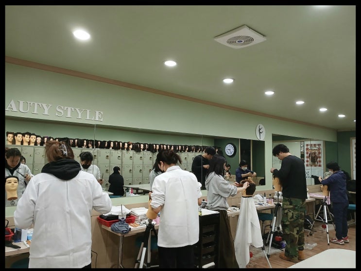  기대 이상이었던 전문 과정 커리큘럼으로 배우기 좋은 평택메이크업학원 후기