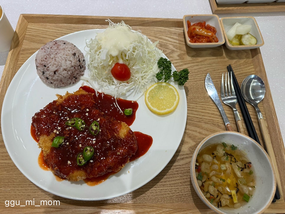 정성카츠 율하점 사진 3