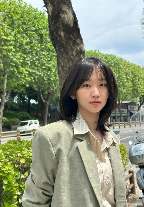 [영화 미드나이트] 참교육에서 열연한 진기주의 '숨 막히는 연기' (ft. 배우 진기주 프로필, 필....
