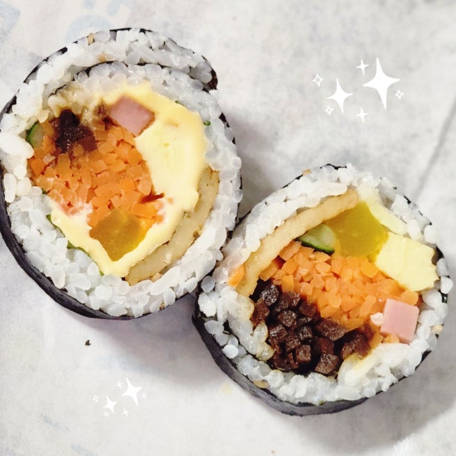  더우니까 김밥에 비빔면 싸다김밥