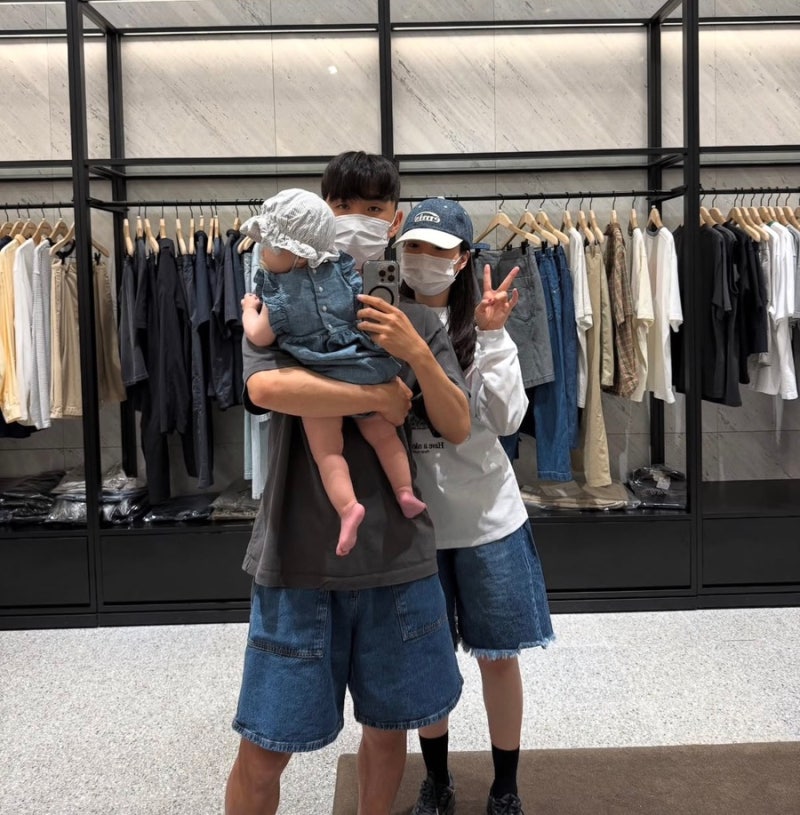 황인범 와이프 인스타부터 결혼 득녀 연봉 근황까지