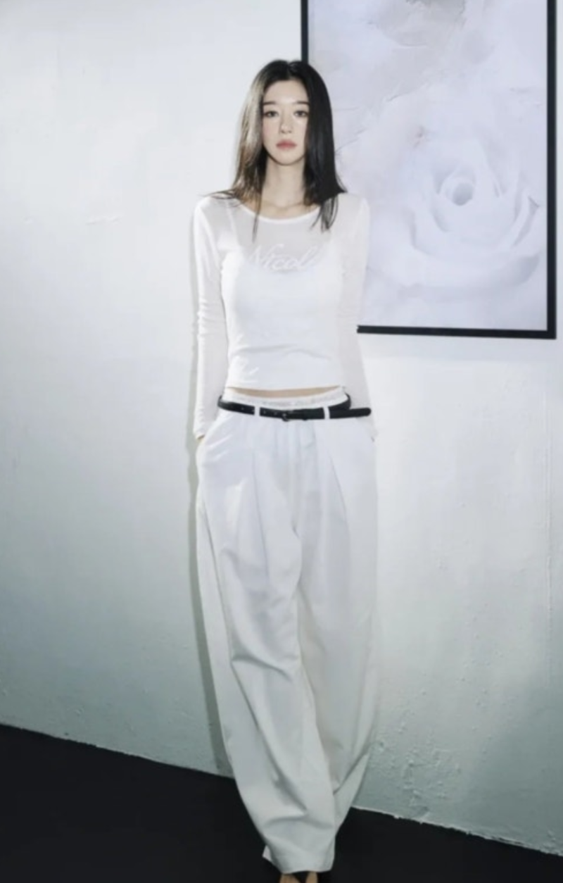 서예지 169cm 43kg 완벽 비율, 화이트 룩 사진에서 더 도드라진 몽환 분위기 (인스타)