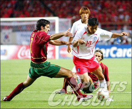 [오늘시-2002/6/14] 2002년 월드컵, 강호 포르투갈 격파 D조 1위 확정