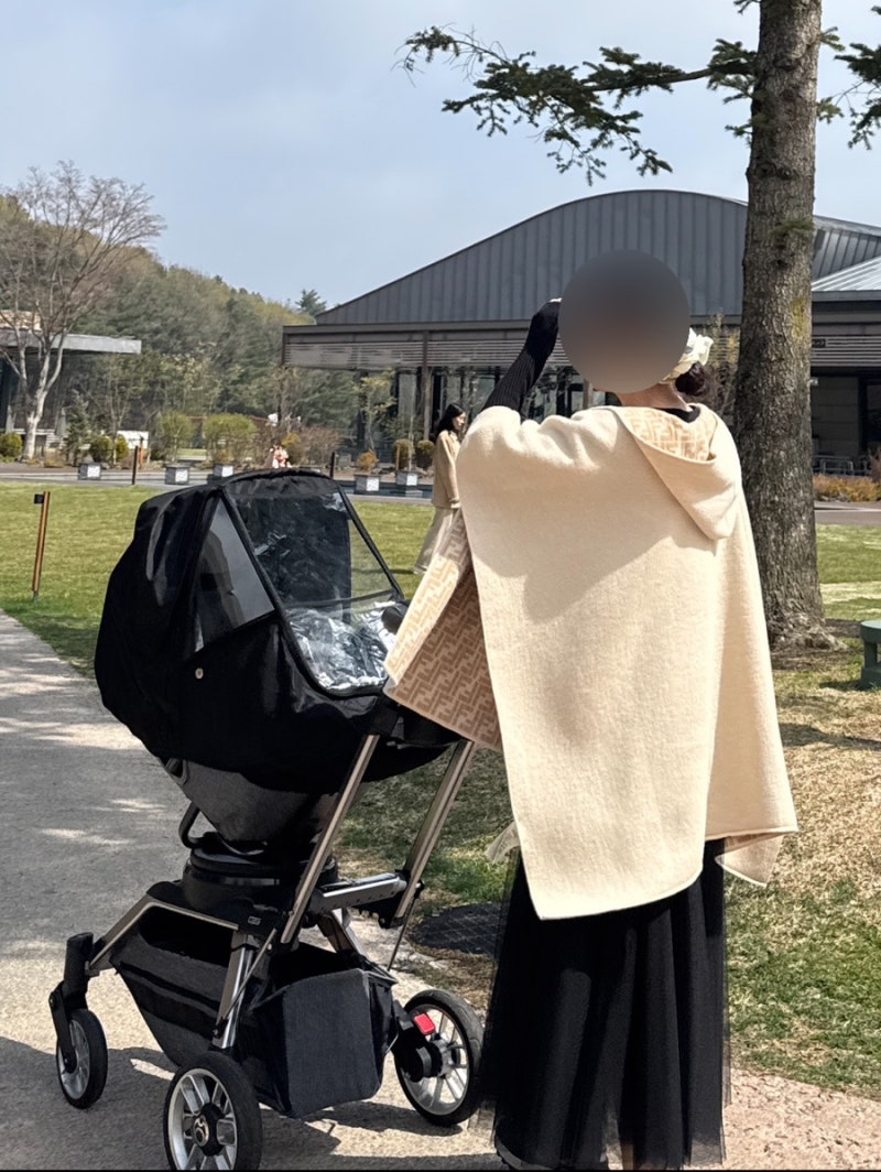 펜디 키즈 케이프 사이즈3 후기_강남 신세계 펜디 키즈(+착샷 추가!)