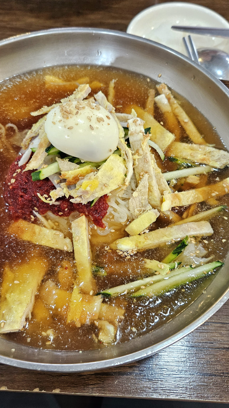 부산 시청 맛집 육전 밀면 주문
