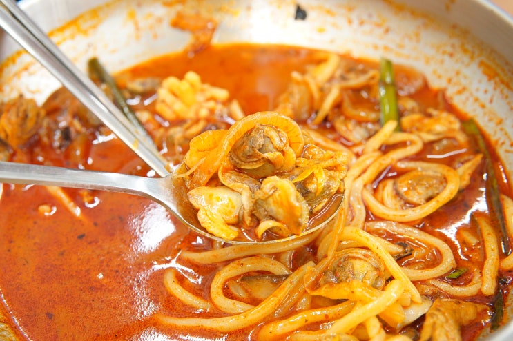  인계동중식맛집 조기종의향미각 압도적 가성비의 짜장면과 꼬막 가득한 짬뽕