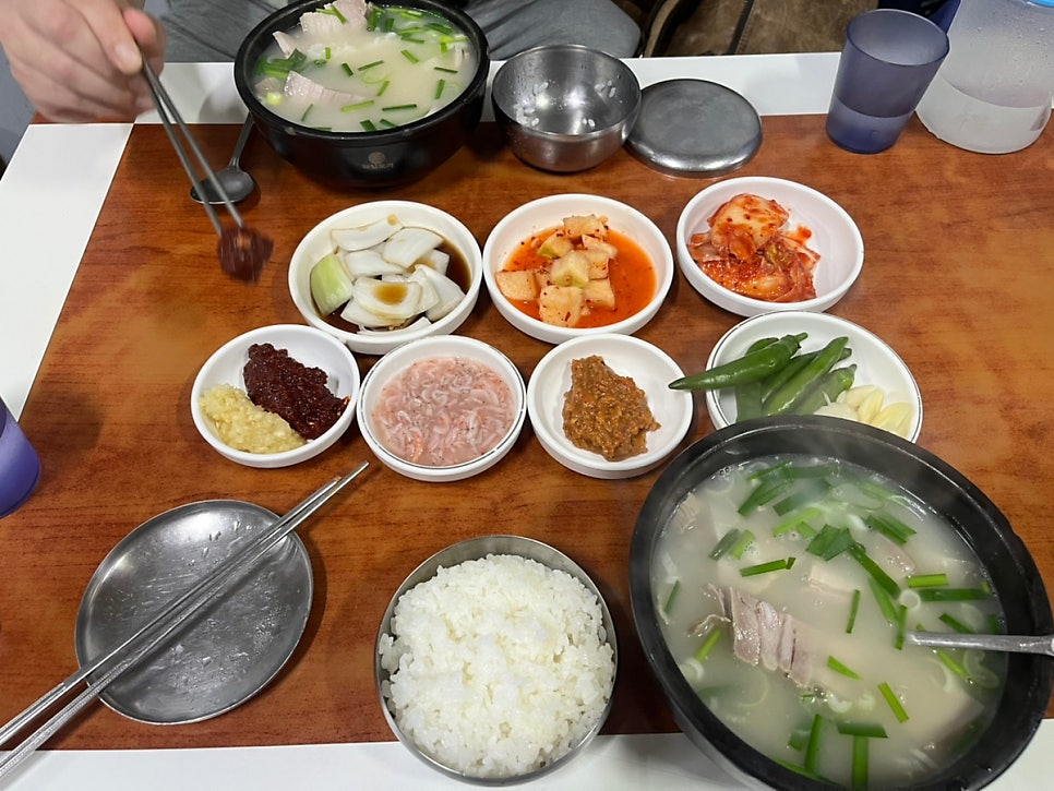돈돼지국밥 사진 6