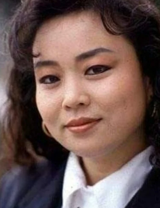 "사실 세 번째 결혼입니다"…이혼·사별 모두 겪고 간이식까지한 개그우먼