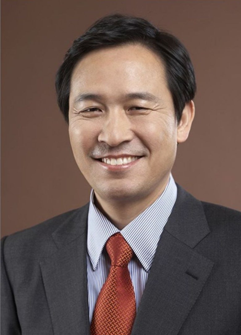 우상호 강원도지사는 어떤 사람인가?