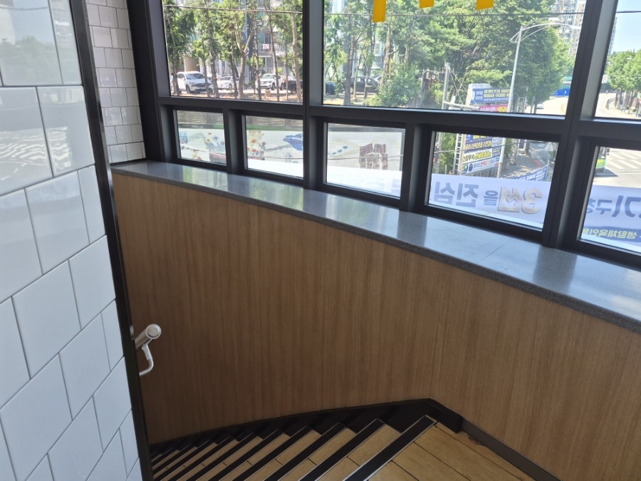 맥도날드 신내점 사진 5