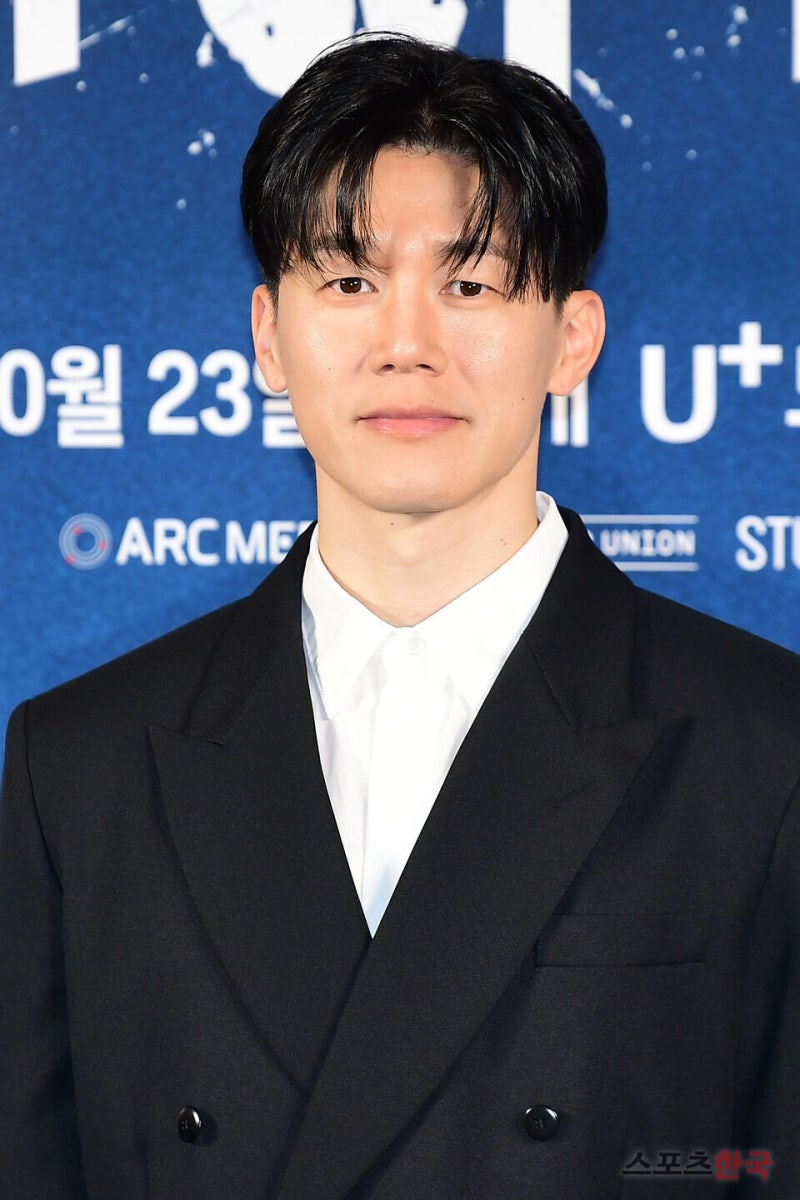 "가압류 딱지에 3억 빚까지?" 배우 김무열 프로필 나이 결혼 아내 윤승아 가족 자녀 학력 고향....