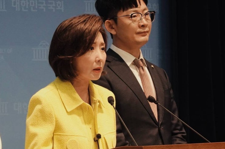 나경원, "이재명 정권 <b>종합 특검</b> 느닷없이 <b>소환</b> 통보 언론플레이"