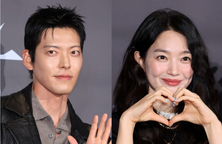 <b>김우빈</b> 신민아, 블랙 커플룩…‘눈동자’ VIP <b>시사회</b>서 보인... 