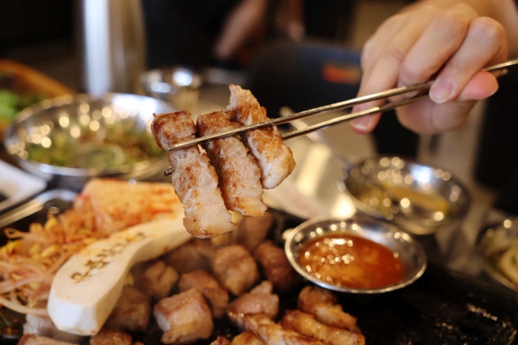  대구 서구청 맛집 육즙창고 평리점 평리동 밥집