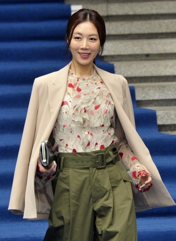 "소녀시대 데뷔곡까지.." 7년 무명 끝에 로코 전성기 만든 여배우.jpg