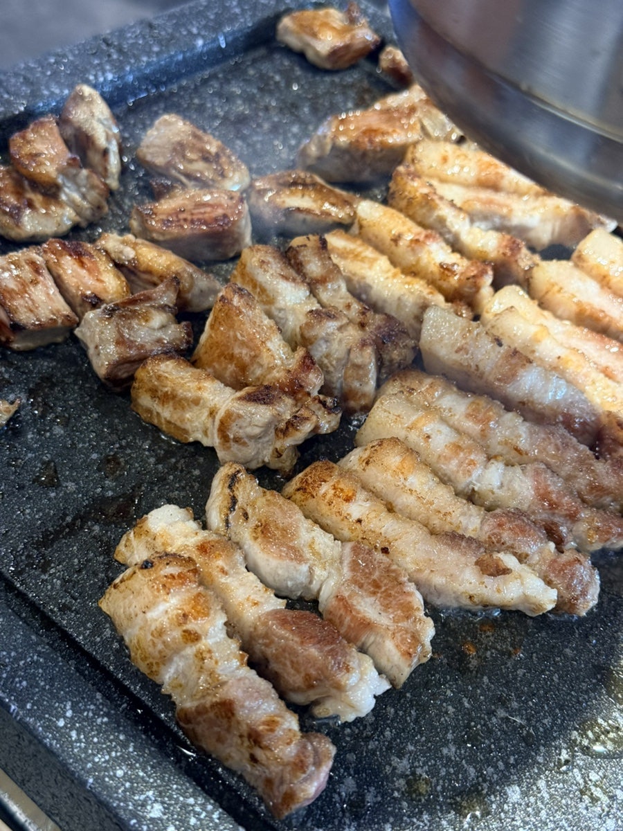 하남돼지집 녹번역점 사진 1