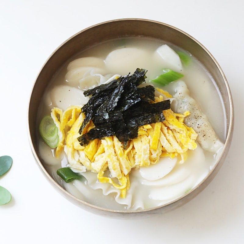 떡국 끓이는법 사골 떡만두국 레시피