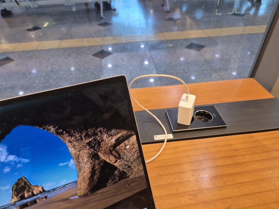 이디야커피 서대전역사점 사진 3