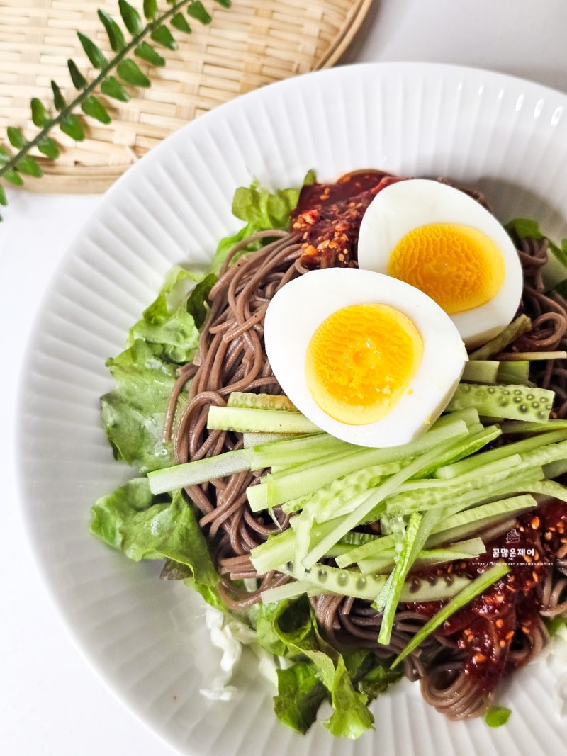 메밀 쟁반 막국수 만들기 비빔 양념장 레시피 류수영