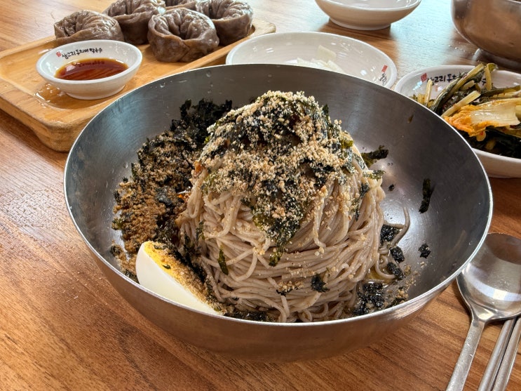  [강릉 근본 맛집] 가슴속까지 시원해지는 동치미 막국수의 근본, 삼교리막국수 본점 솔직 후기