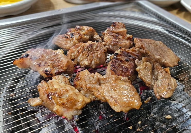  잇몸으로 먹어도 될 정도로 부드러운 갈비 드셔보셨나요? 맛도 환상적인 노원 돼지 갈비 맛집 '갈비1번지 본점' 다녀왔습니다