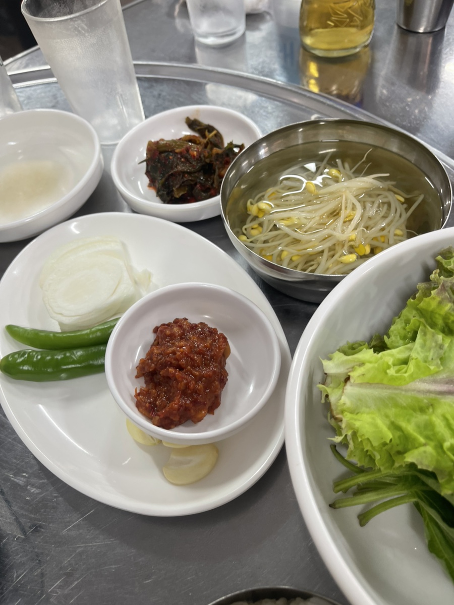 미녀와야수돼지랑찌개랑 사진 6