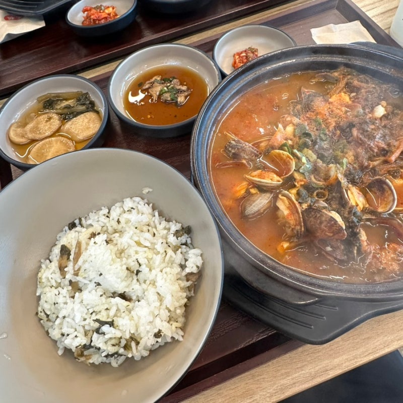 충남 태안 이색 바지락해장국 맛집 태안바지락해장국