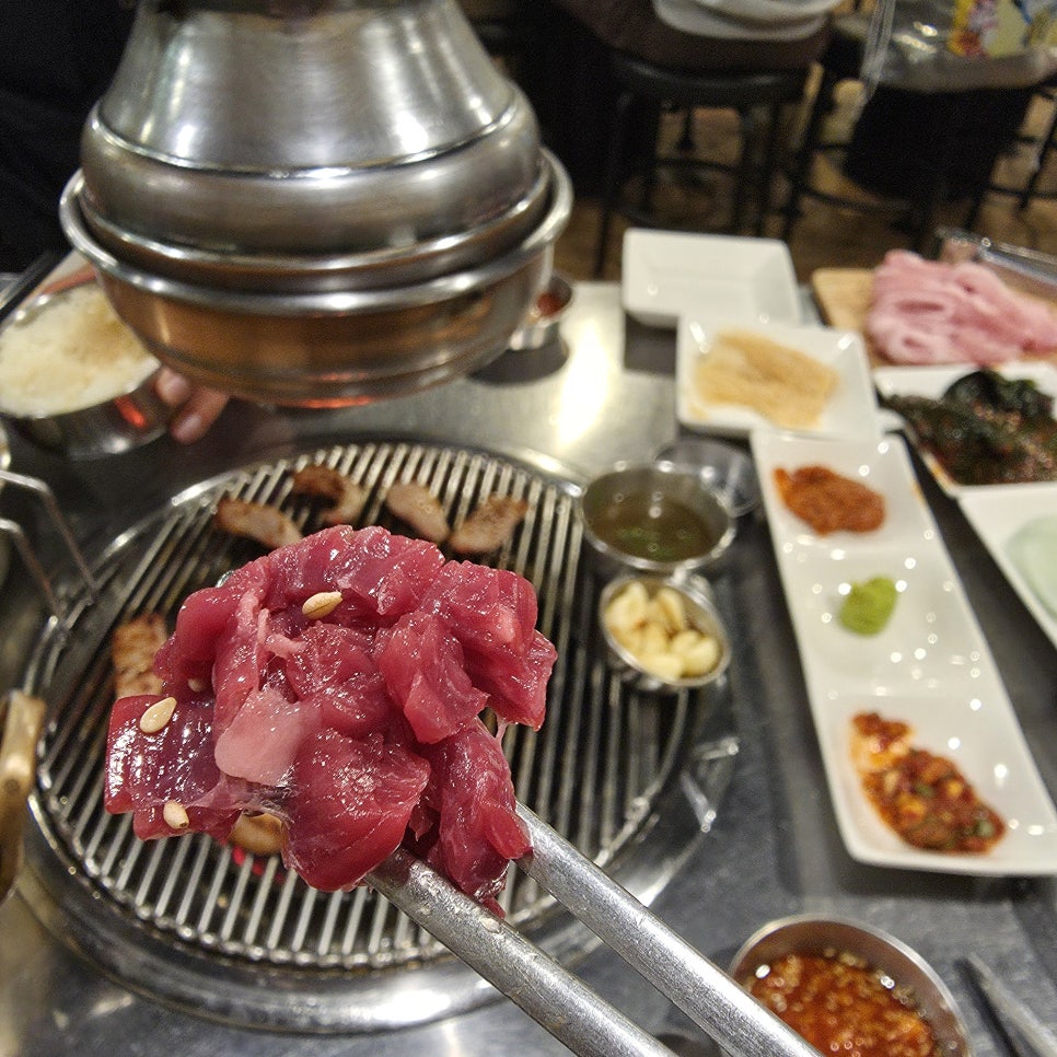 동원생돼지연탄구이 사진 2