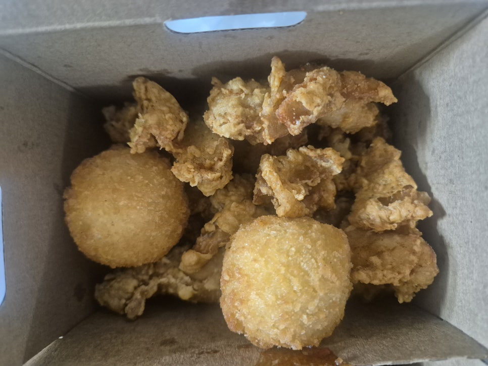 노랑통닭 용산용문동점 사진 2