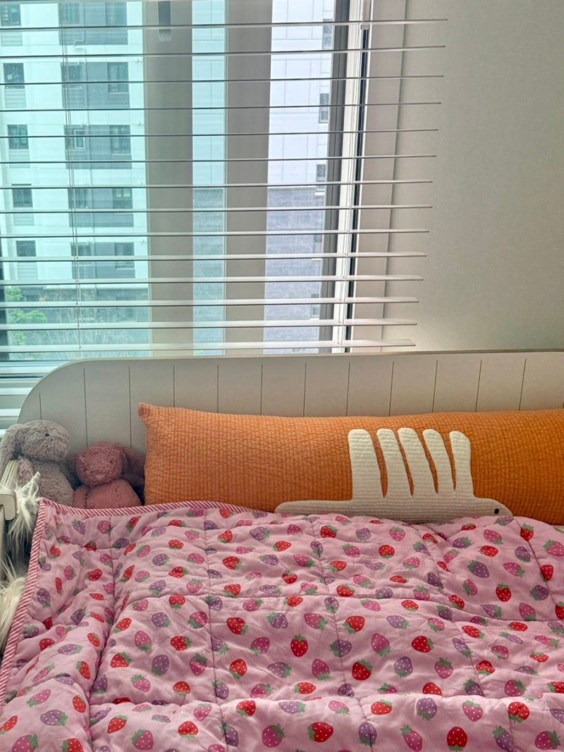 타이니코스모스 여름이불 추천, 모달 이불 사이즈와 딸기 디자인