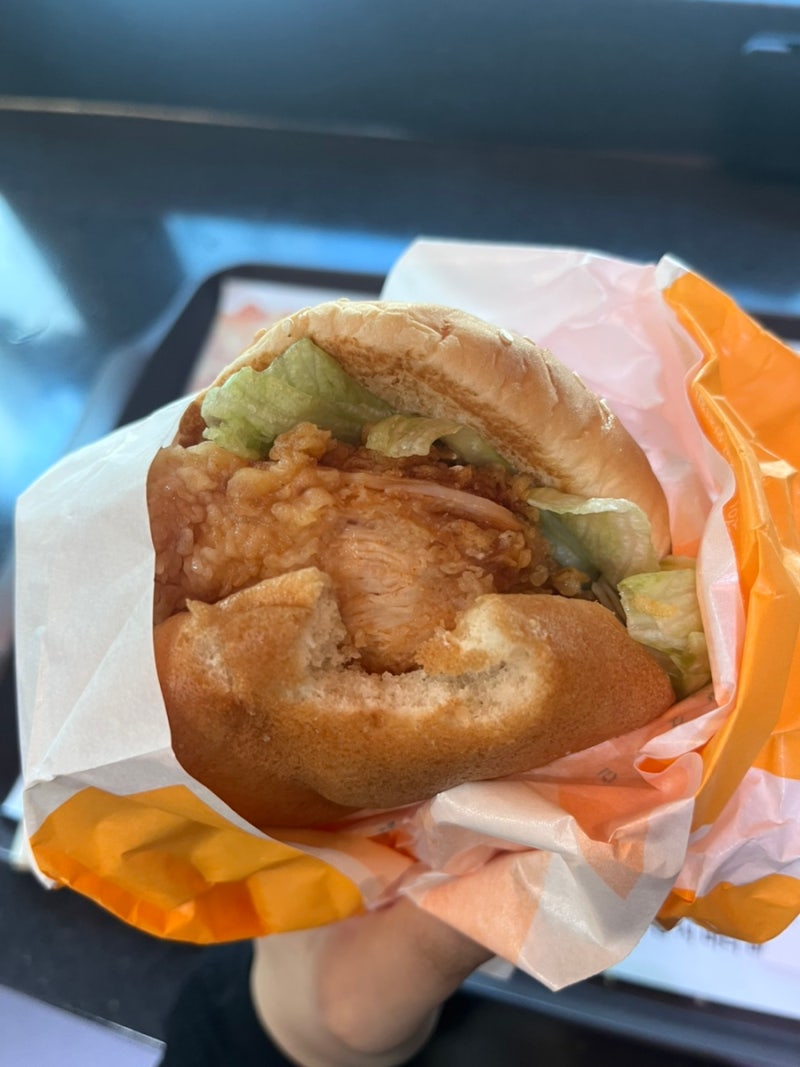 [강남] 강남역 혼밥 맛집 추천 KFC 강남역 내돈내산 / 징거버거 천원에 먹는 방법