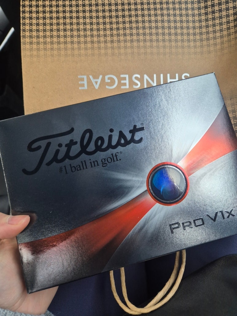 [타이틀리스트 골프공] ProV1x 와 골프공 2피스, 3피스, 4피스 차이