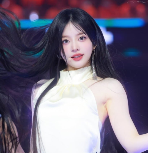 [아일릿 ILLIT 민주 프로필] 본명 나이 키 학력 대공개! 완성형 올라운더의 탄탄한 프로필 핵심....