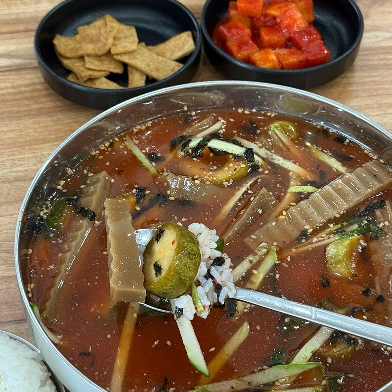 넝쿨째 오이소박이냉국수 화성시청점 사진 1