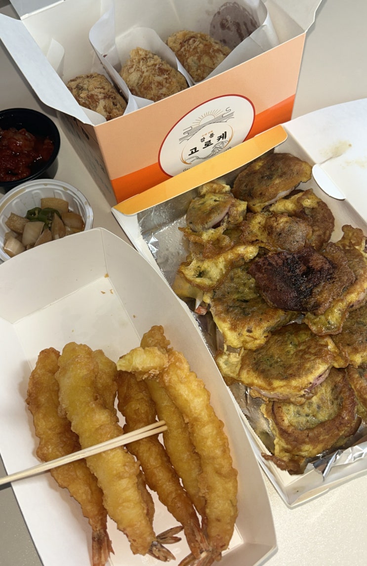  강릉 중앙시장 맛집 추천: 고로케, 오징어순대, 길감자