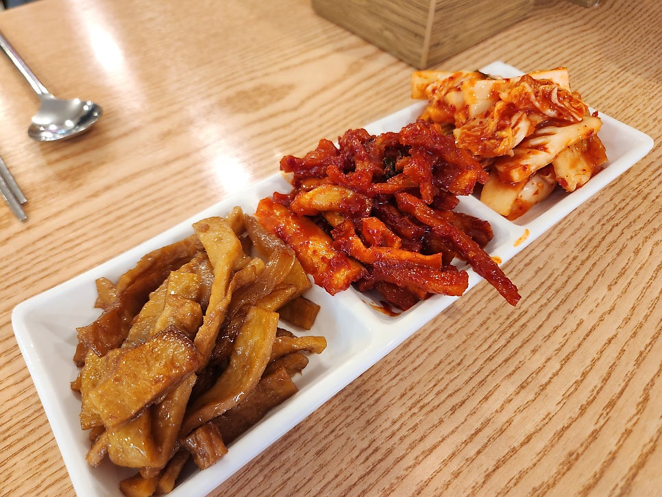 왕돈까스왕냉면 숭실대점 사진 5