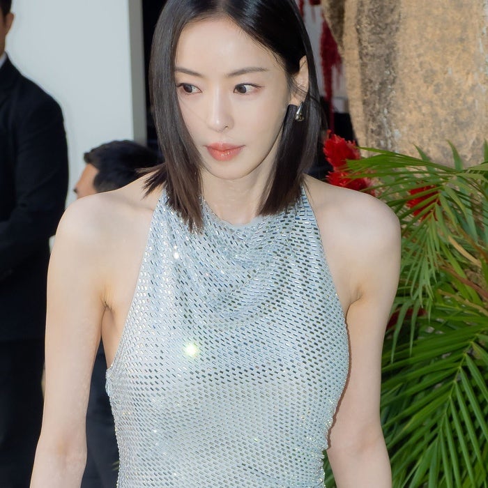 “옆라인 노출이 유행?” 모모·닝닝 이어 85년생 이다희까지 도전한 반전 패션
