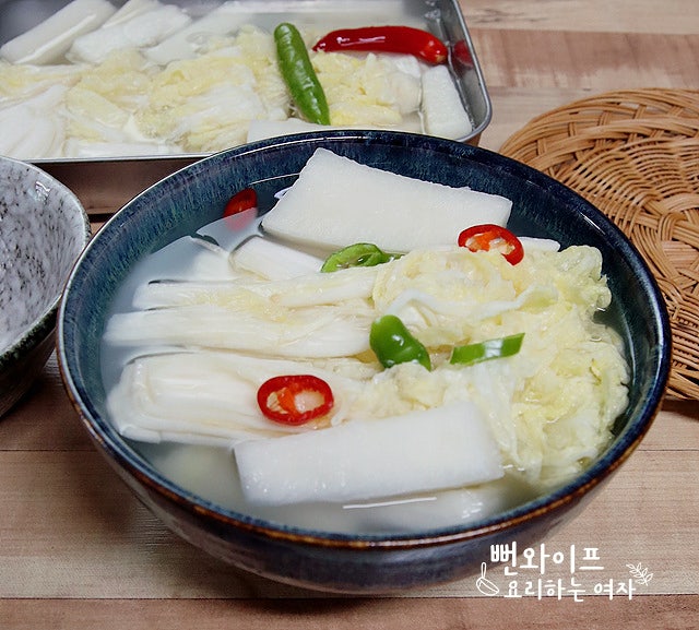 백김치 담그는 방법, 여름 알배기 배추로 담그는 아이김치