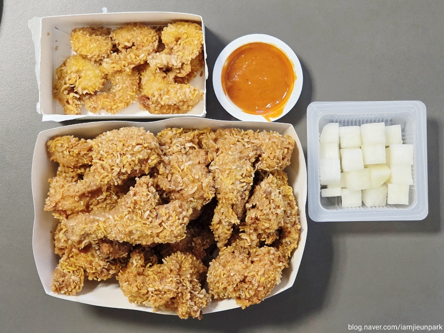 BHC치킨 대전신성점 사진 1