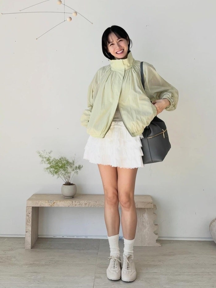 Son Ye-jin's 44-year-old figure spotted on a trip: Her captivating daily life revealed