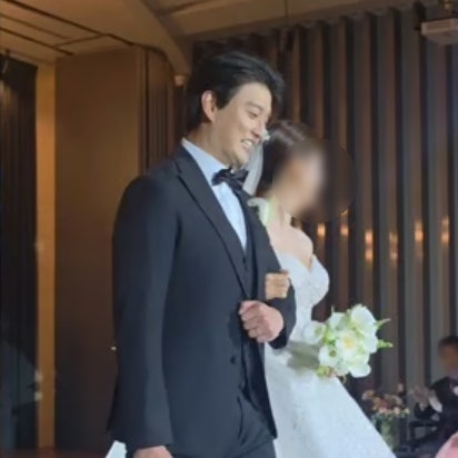일라이 재혼녀 누구, 웨딩사진 공개 후 더 궁금해진 이유?