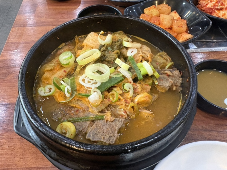 본가청기와감자탕 사진 4