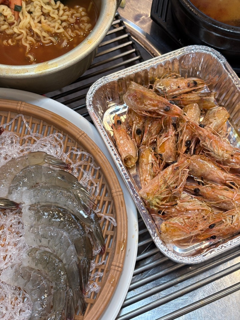 대구 중구 생새우 맛집 칠성시장 야장술집 생새우회 현지인 노포맛집, 인천상륙작전