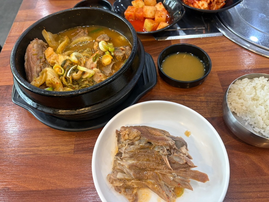 본가청기와감자탕 사진 5