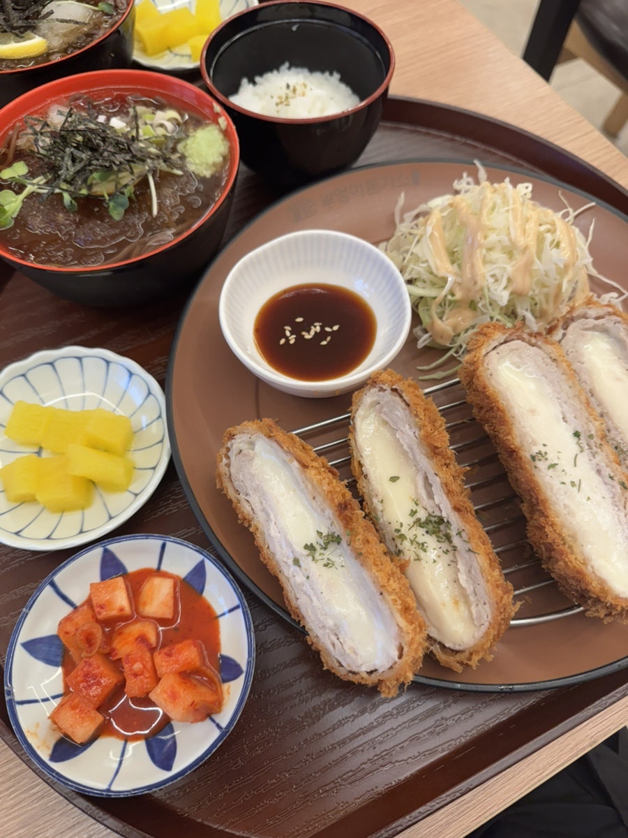 부엉이돈가스 경기광주 쌍령점 사진 1