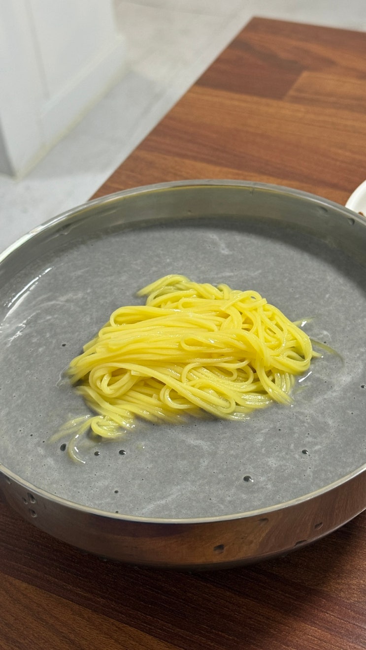  대전 고단백식당 시원한 콩국수와 열무김치의 조화