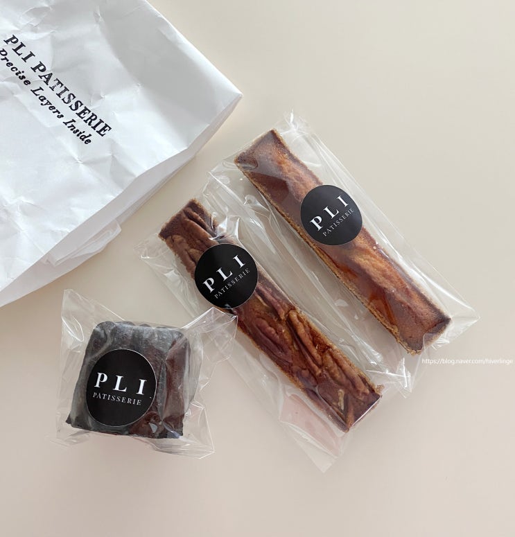  용산역 디저트 맛집 플리 파티세리 : 선물 포장하기 좋은 신용산 휘낭시에 까눌레 디저트 맛집 주차가능