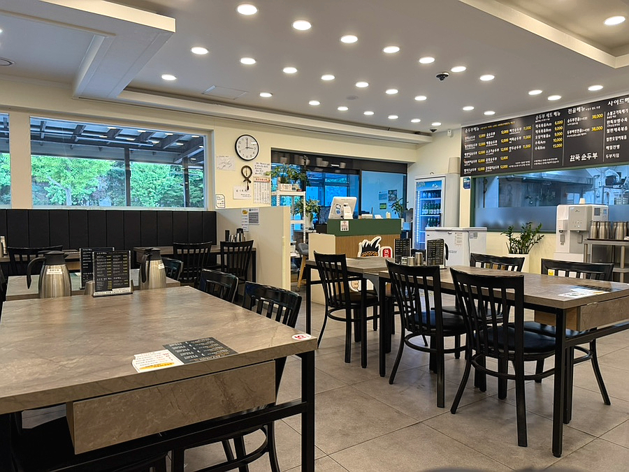완뚝순두부 경산사동점 사진 2