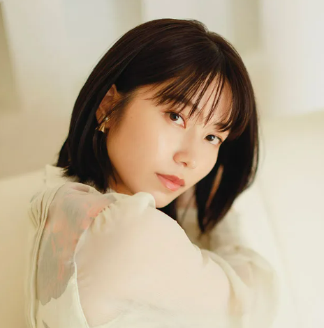 6세 연상과 결혼 2년 만에 깜짝 임신 발표한 ‘걸그룹 출신’ 유이, 그녀는 누구?(프로필)